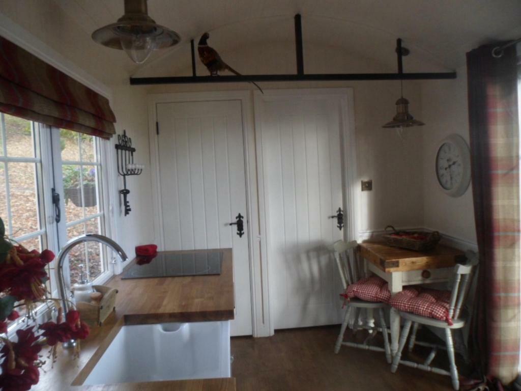 Borthwickbrae Shepherd'S Hut Hawick Exteriör bild